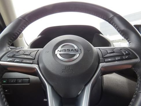 Used 2021 Nissan Sentra SV FWD image 13