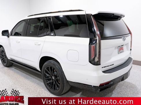 Used 2023 Cadillac Escalade Sport Platinum w/ LPO, ONYX Package image 3