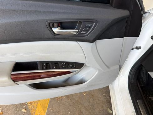 Used 2015 Acura TLX V6 FWD image 9