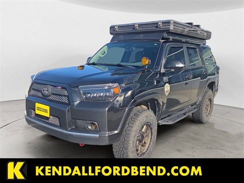 Used 2011 Toyota 4Runner Limited image 1
