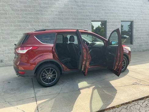 Used 2014 Ford Escape SE w/ Equipment Group 201A FWD image 13