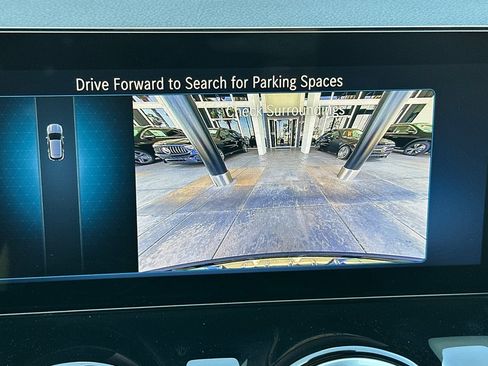 Certified 2025 Mercedes-Benz GLA 250 image 23