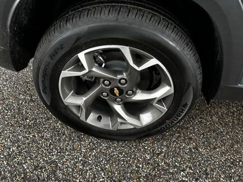 New 2026 Chevrolet Trax LT w/ Driver Confidence Package image 10