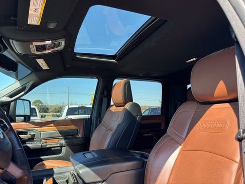 Used 2024 RAM 2500 Limited w/ Safety Group image 35