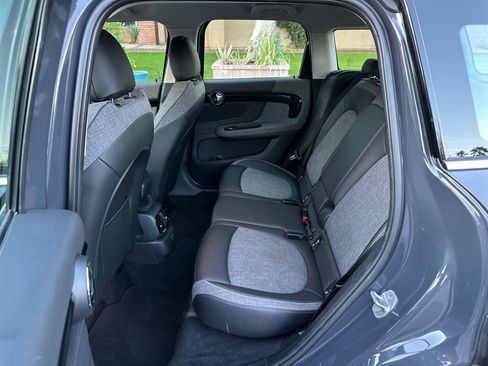 Used 2020 MINI Cooper Countryman S w/ Storage Package image 32