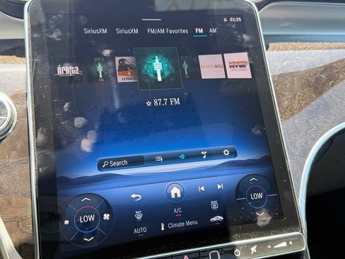 Used 2026 Mercedes-Benz GLC 300 4MATIC image 26