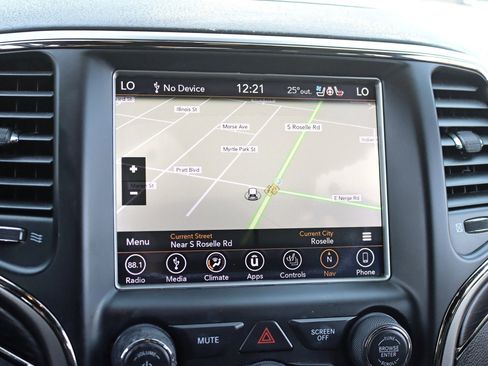 Used 2018 Jeep Grand Cherokee High Altitude AWD/4WD image 20