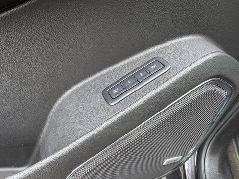 Used 2016 Chevrolet Tahoe LT image 19