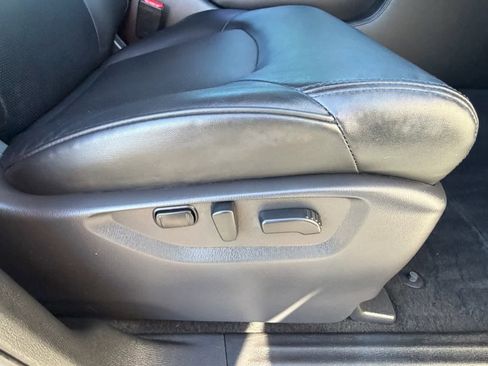 Certified 2021 Nissan Armada SL w/ Captain's Chairs Package image 15