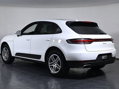 Certified 2021 Porsche Macan AWD/4WD image 3
