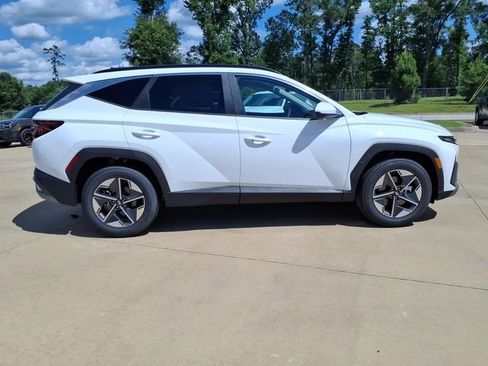 New 2026 Hyundai Tucson SEL FWD image 2