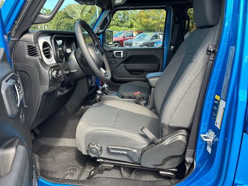 New 2025 Jeep Wrangler Sport S image 10