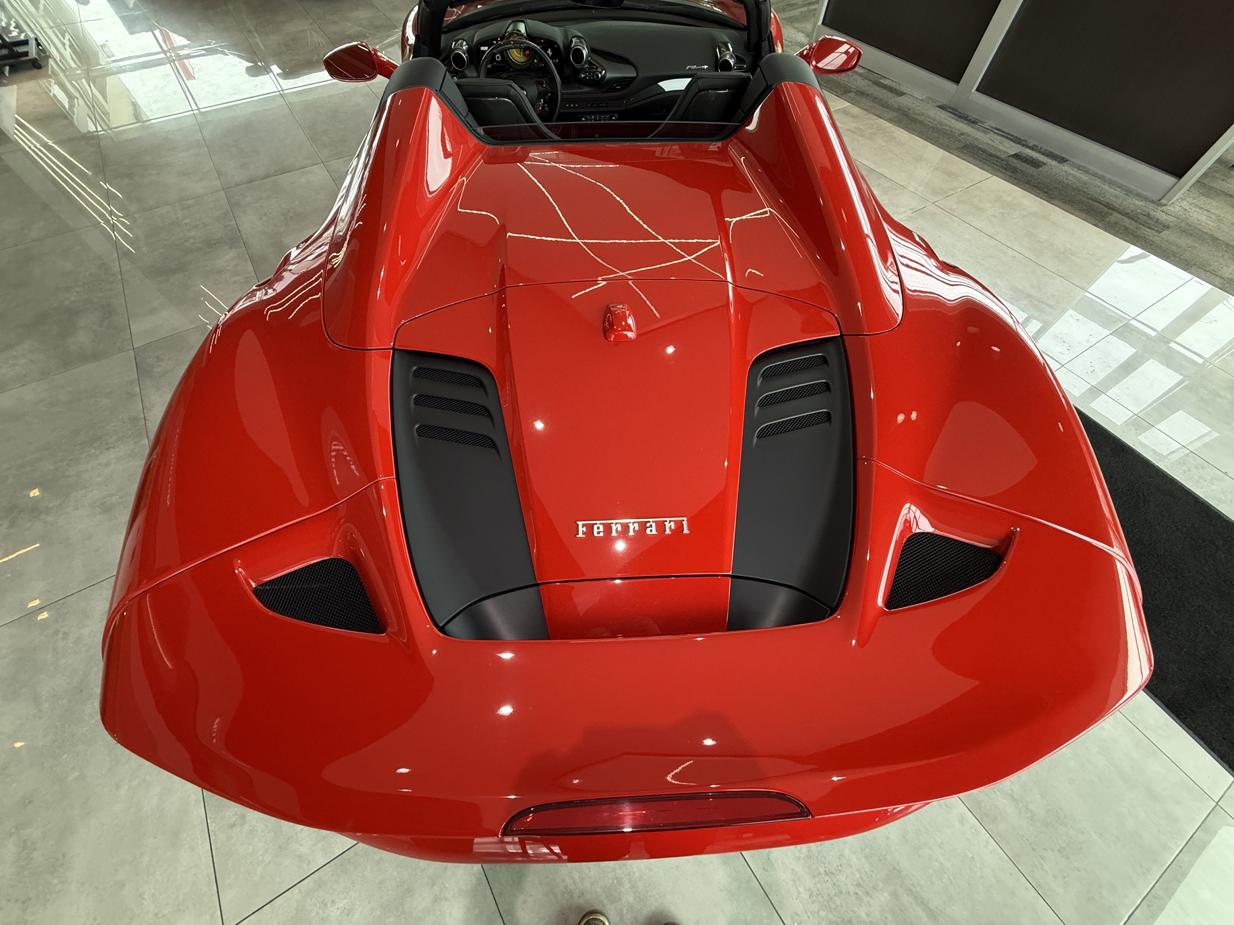 Used 2021 Ferrari F8 Tributo RWD image 40