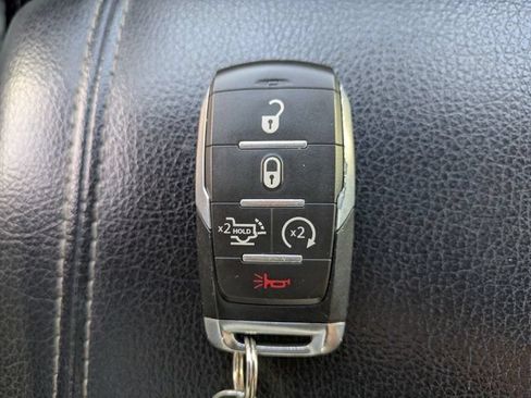 Used 2025 RAM 1500 Big Horn AWD/4WD image 30