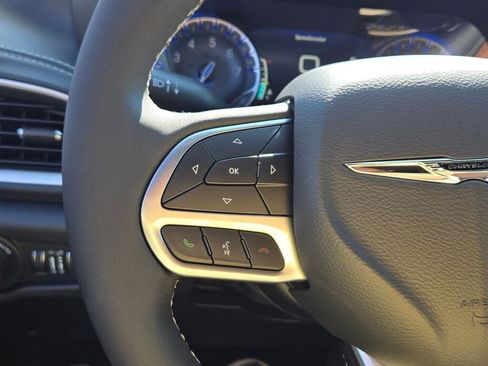 New 2026 Chrysler Pacifica Select image 29