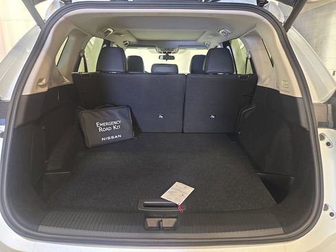 New 2026 Nissan Rogue SV w/ Cold Weather Package FWD image 12