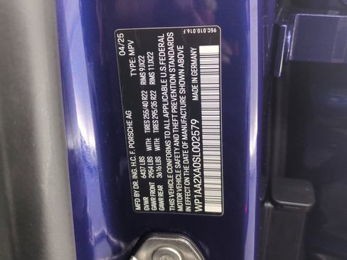 Certified 2025 Porsche Macan 4 Electric AWD/4WD image 30