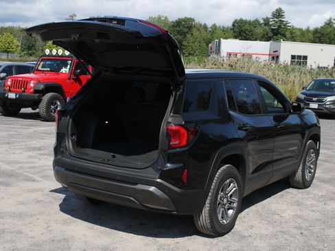 Used 2026 GMC Terrain Elevation AWD/4WD image 7