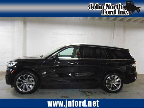 Used 2023 Lincoln Aviator Grand Touring w/ Equipment Group 301A image 1