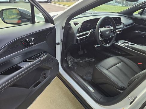 Certified 2024 Cadillac Lyriq Luxury w/ LPO, Floor Liner Package image 19