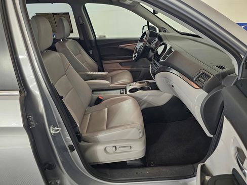 Used 2022 Honda Pilot EX-L image 28