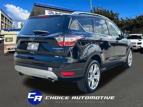 Used 2017 Ford Escape Titanium w/ Equipment Group 301A FWD image 8