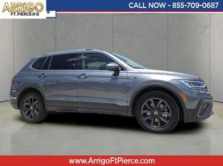 Used 2024 Volkswagen Tiguan SE FWD video 1