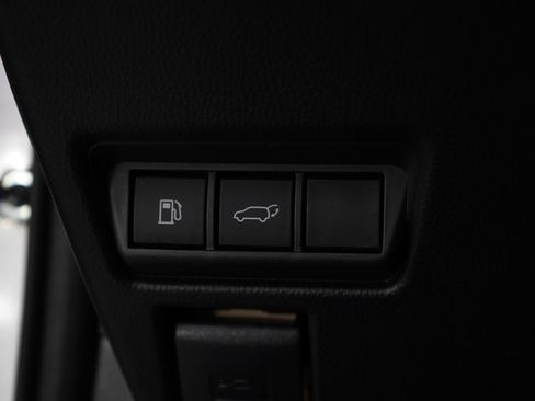 Used 2025 Toyota Prius Limited image 22