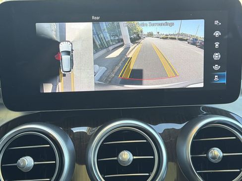 Used 2021 Mercedes-Benz GLC 300 image 33