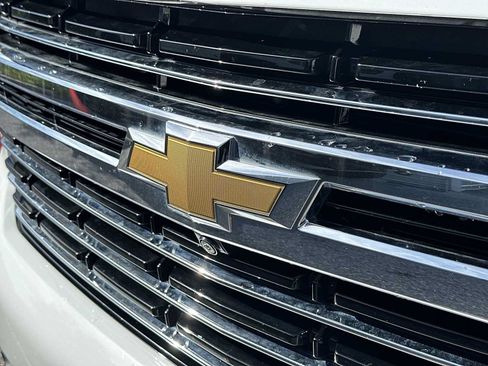 Used 2023 Chevrolet Tahoe LT w/ LT Signature Package RWD image 10