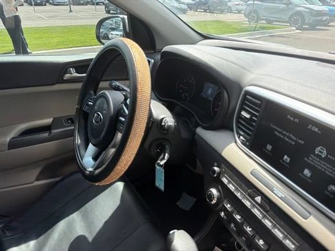 Used 2021 Kia Sportage LX FWD image 10