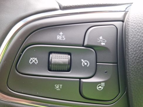 Used 2025 Buick Envista Preferred FWD image 23