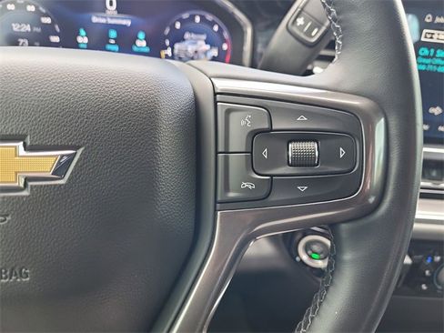 Used 2024 Chevrolet Silverado 3500 High Country w/ Technology Package image 23