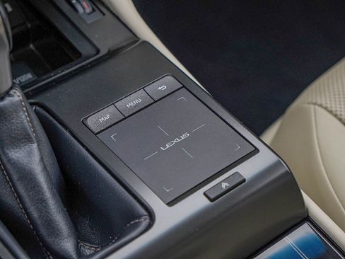 Used 2023 Lexus GX 460 Premium image 20