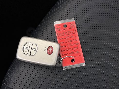 Used 2016 Toyota 4Runner Limited image 30