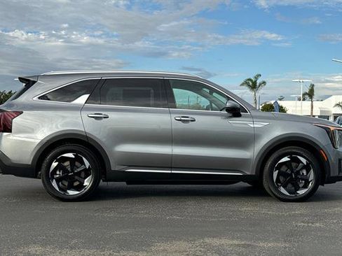 New 2026 Kia Sorento EX w/ EX Premium Package image 3