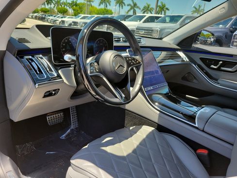 Used 2022 Mercedes-Benz S 580 4MATIC Sedan image 9