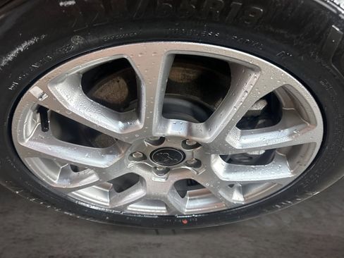 Used 2025 Jeep Compass Limited AWD/4WD image 17