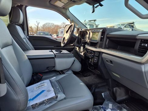 New 2024 Ford F550 image 26