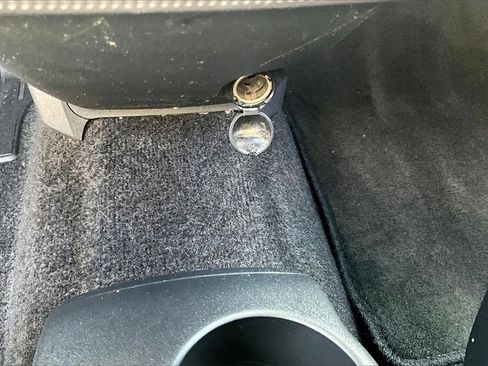 Used 2015 Scion xB image 31