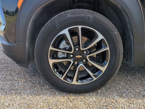 Used 2024 Chevrolet TrailBlazer LT w/ Driver Confidence Package image 31