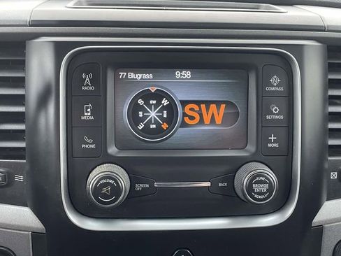 Used 2015 RAM 2500 Tradesman w/ Chrome Appearance Group AWD/4WD image 23