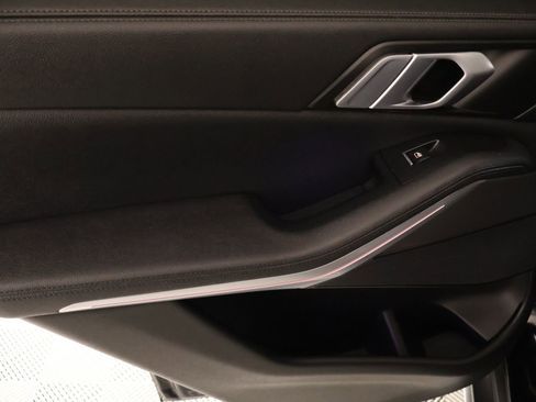 Used 2020 BMW X5 sDrive40i w/ Convenience Package RWD image 18