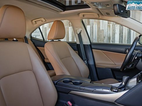 Used 2018 Lexus IS 300 4D Sedan AWD w/ Premium Package image 22