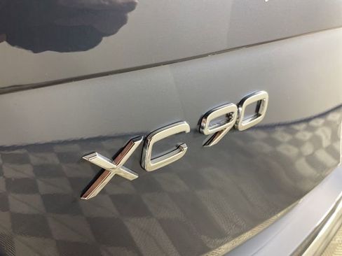 Used 2025 Volvo XC90 T8 Plus AWD/4WD image 20