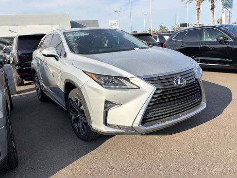 Used 2017 Lexus RX 350 FWD w/ Premium Package image 4