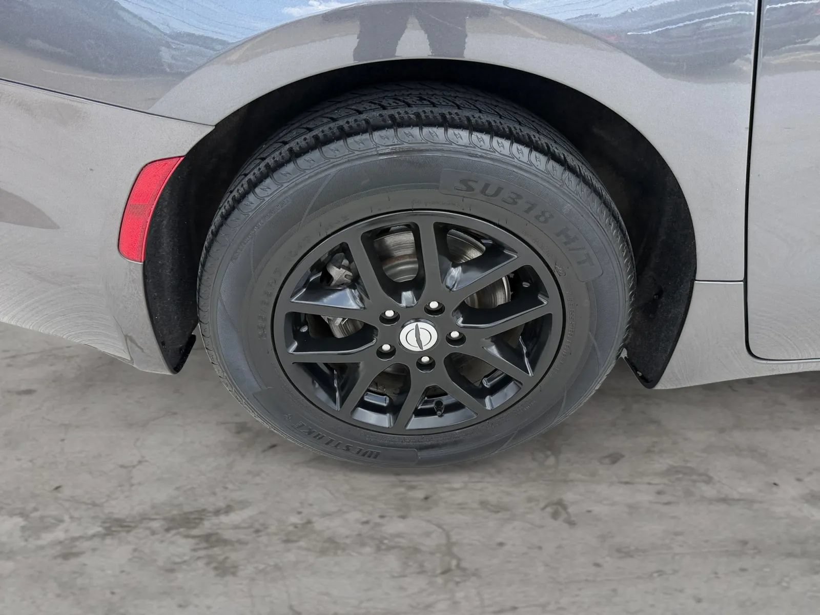 Used 2022 Chrysler Pacifica Touring-L FWD image 45