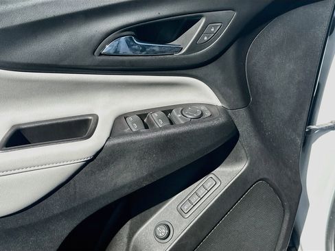 Used 2018 Chevrolet Equinox Premier AWD/4WD image 15