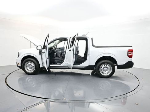 New 2025 Ford Maverick XL image 37