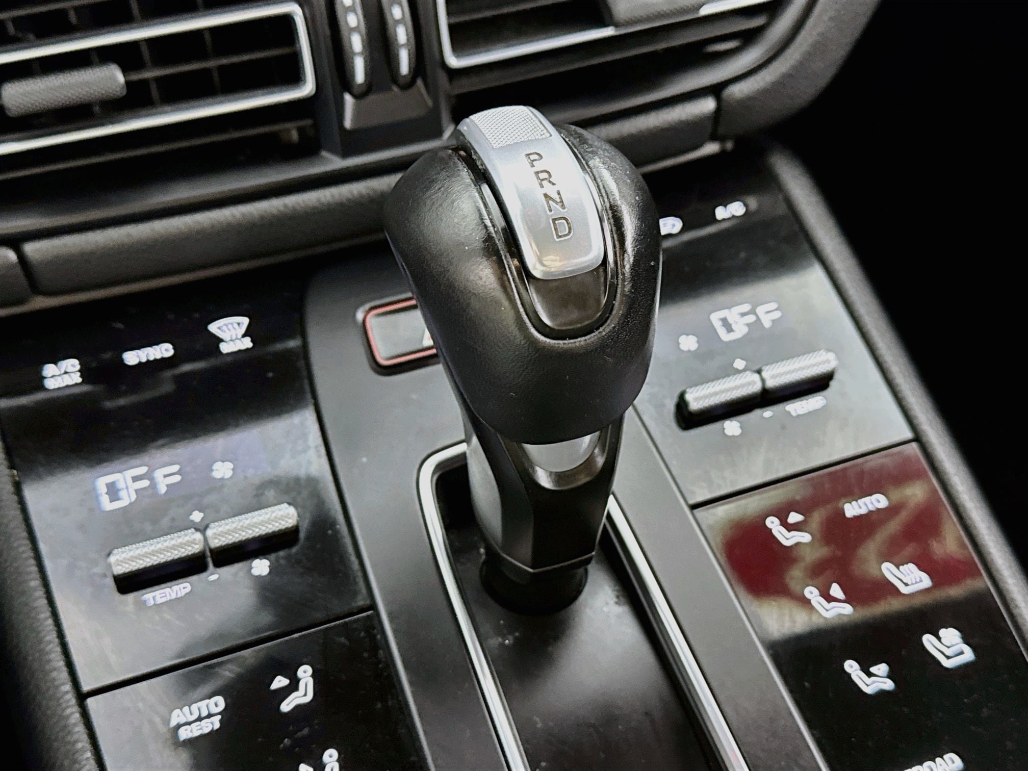 Used 2023 Porsche Macan AWD/4WD image 20